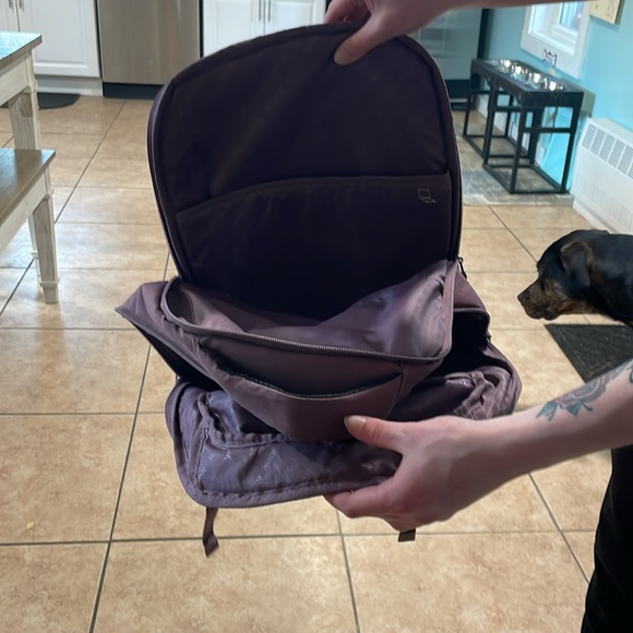 Purple Reebok backpack - Picture 4 of 4